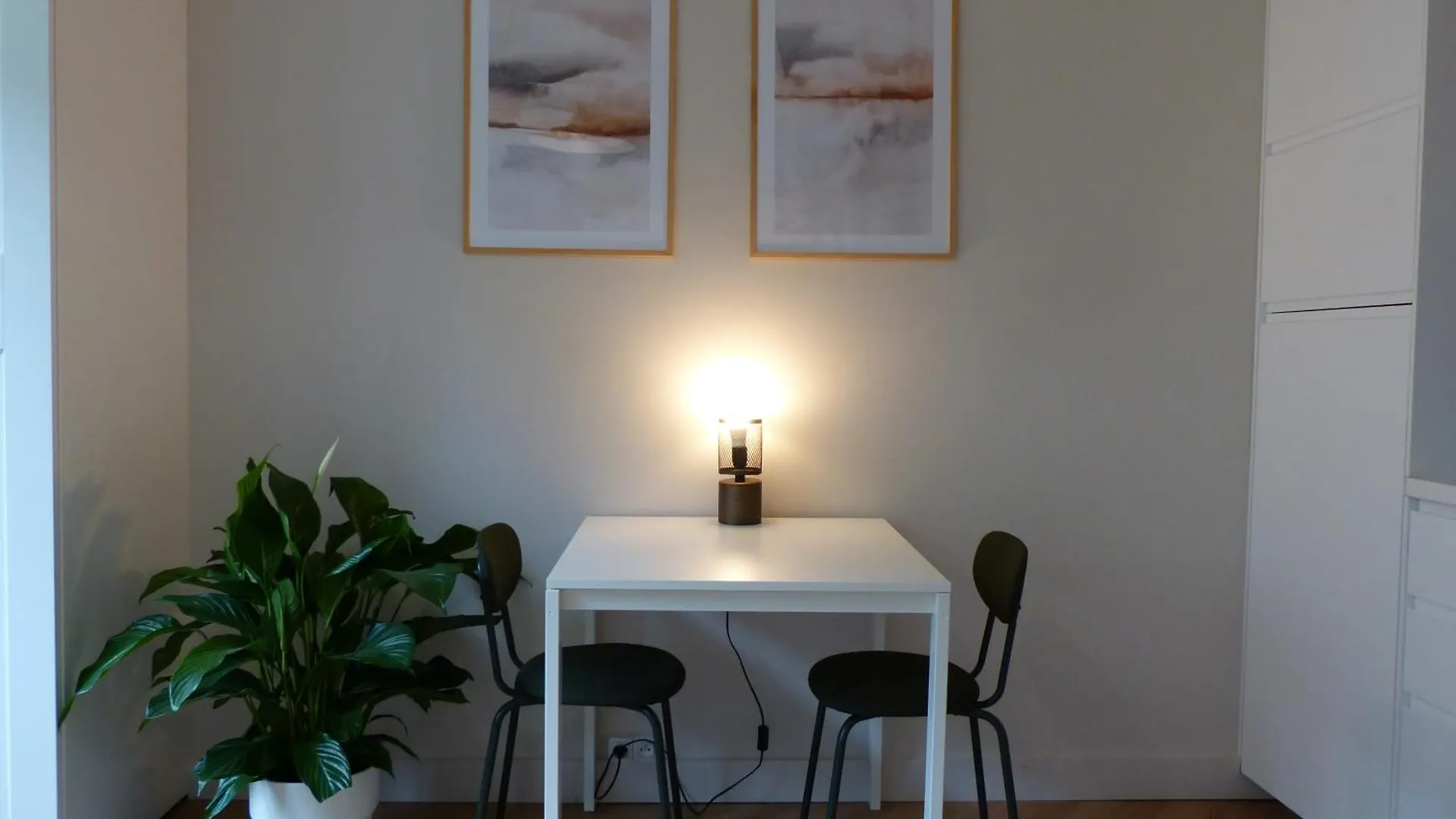 Beautiful Flat At Canal St-martin Apartment Paris