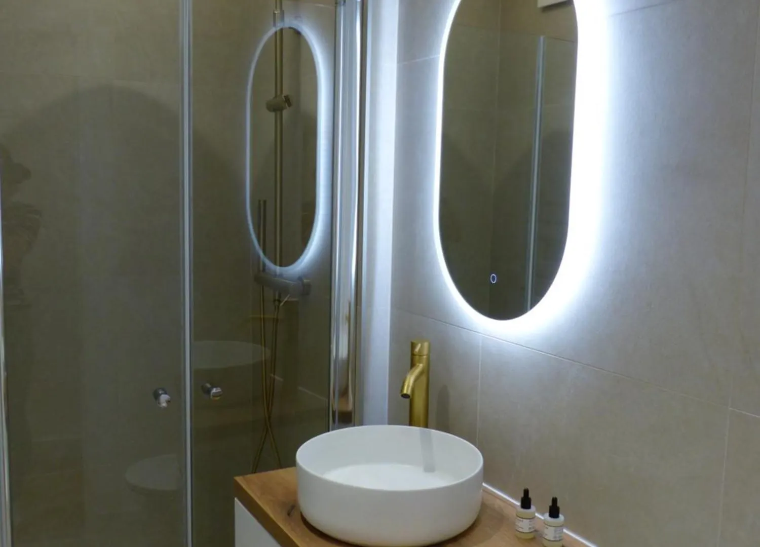 Beautiful Flat At Canal St-martin Paris
