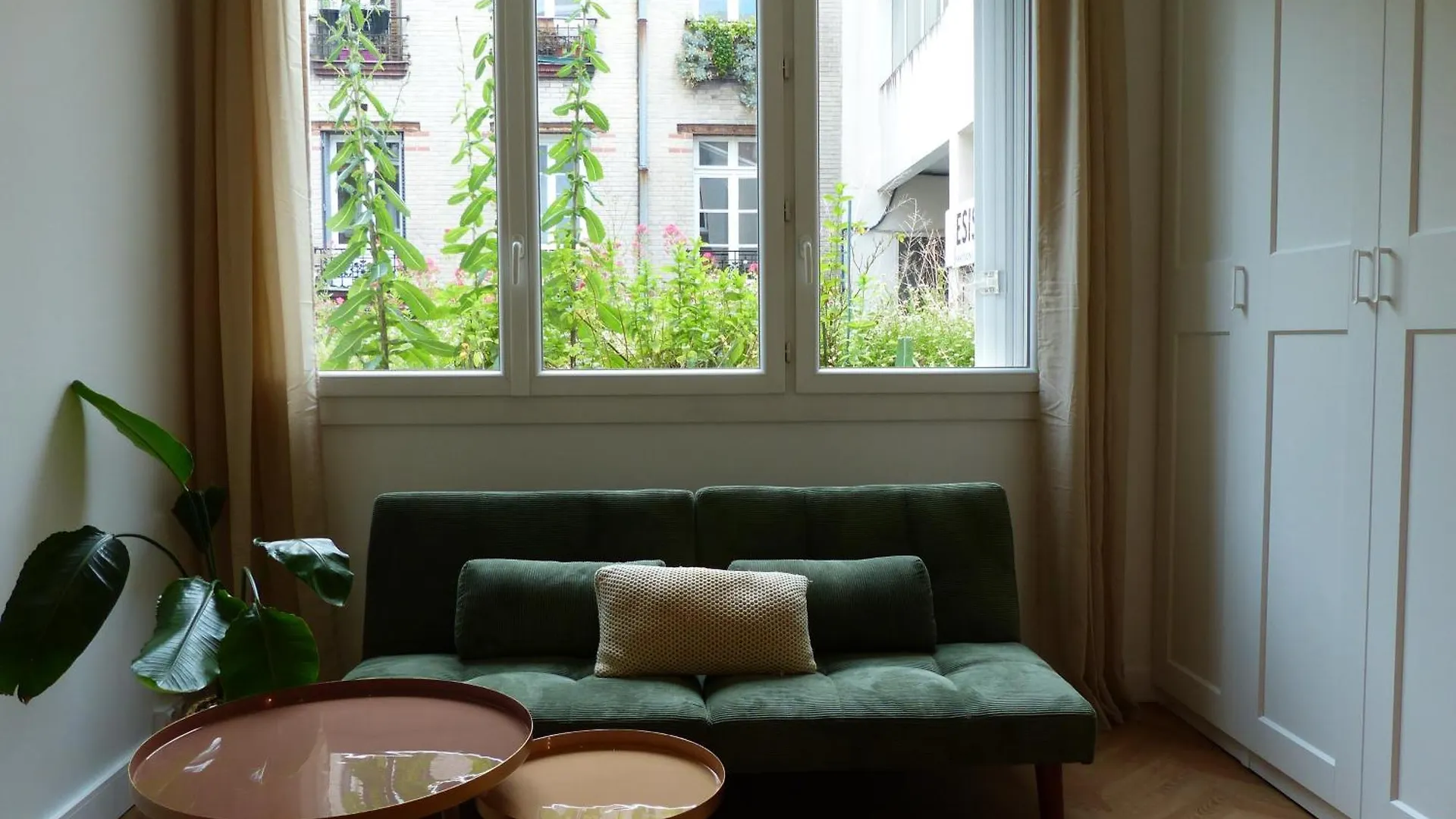 Beautiful Flat At Canal St-martin * Paris